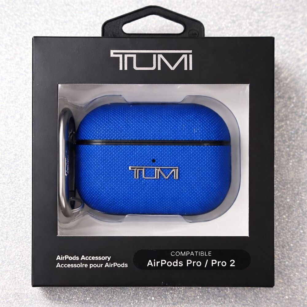 TUMI Blue AirPods Pro Pro 2 Case Cover w Silver Carabiner New in Box